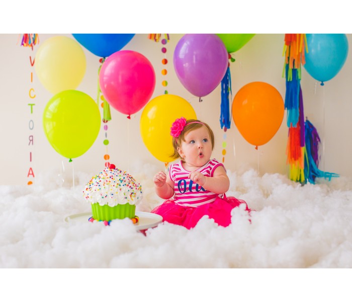 Victoria´ Smash The Cake Page 3