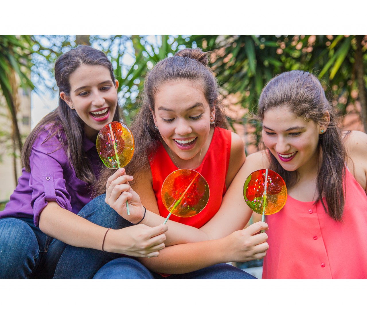 Ma Victoria, Ma Karina y Paola Page 9